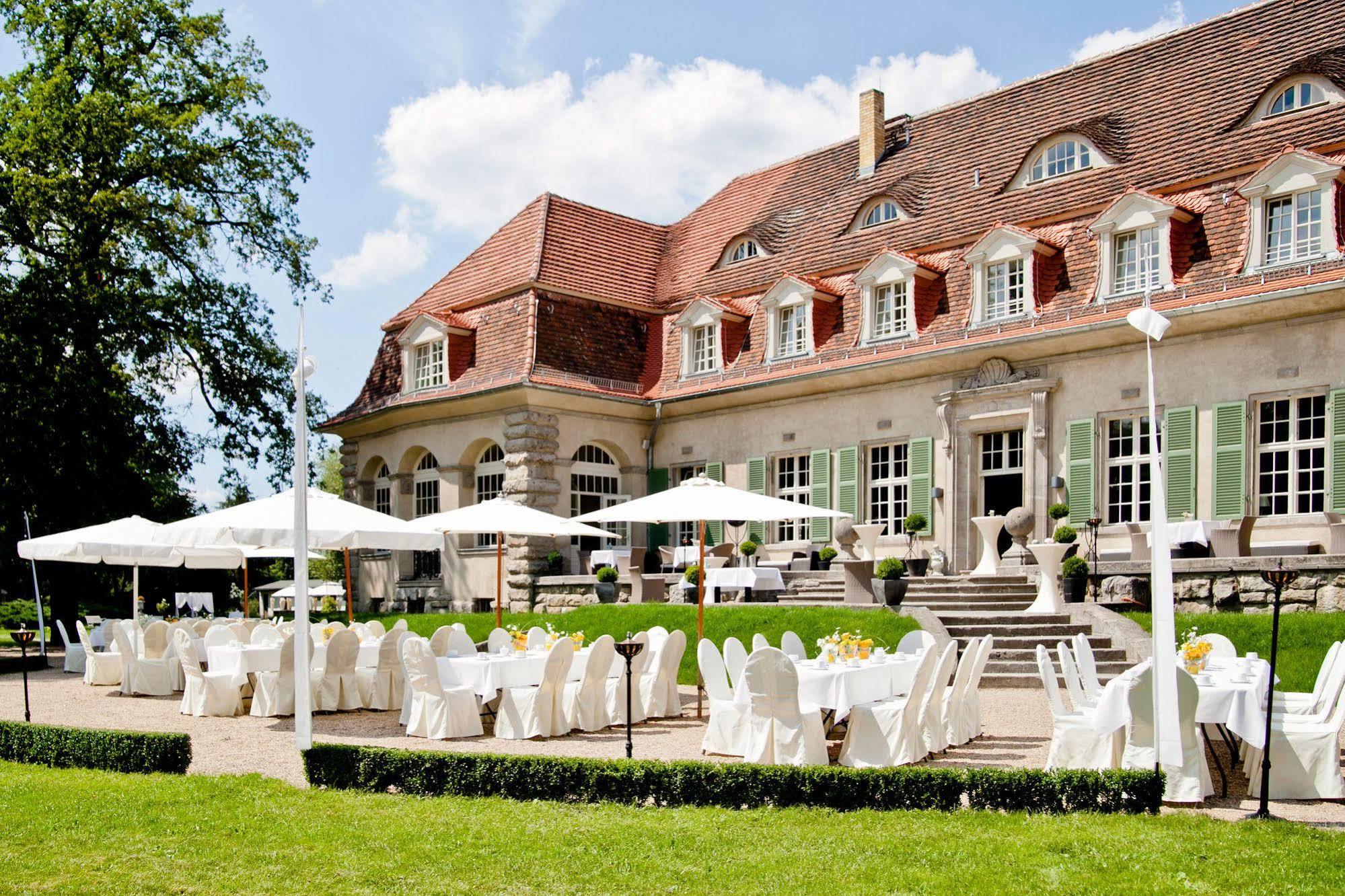 Schloss Kartzow Potsdam Luaran gambar